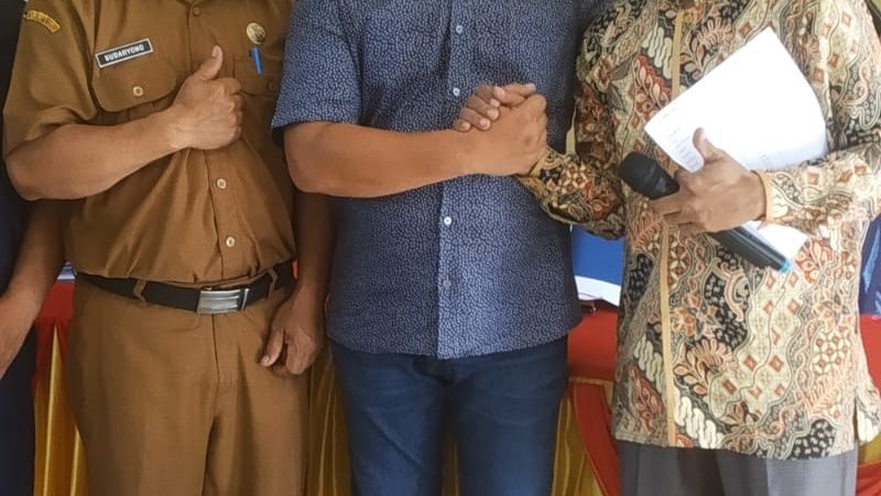 DR. (HC). Maslin Batu Bara Owner PT.Mazuma Agro Indonesia Salurkan Zakat Mal Bagi Kaum Dhuafa di Padang Lawas Sumatera Utara
