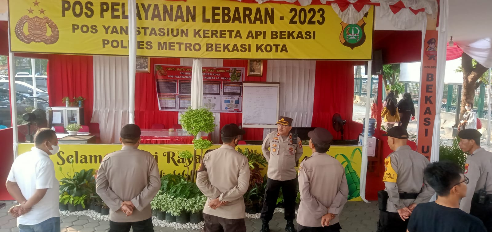 Antisipasi Pelajar dan Kelompok Anarko Ke Jakarta ikut Hari Buruh, Polsek Bekasi Utara gelar Penyekatan di Stasiun Bekasi