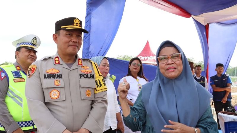 Memperingati Hari Pendidikan Nasional, Kapolres Bersama Forkopimda Ziarah ke Makam Tokoh Pelopor Pendidik Simalungun Guru Jason Saragih