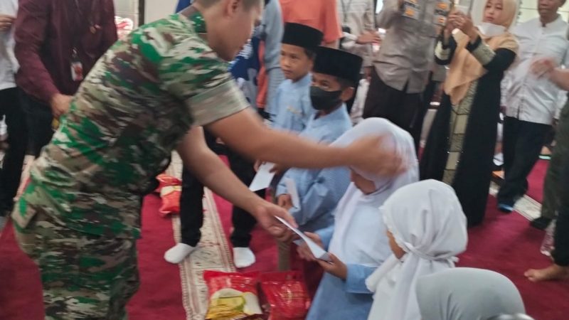 Silaturahmi Danramil 02/Matraman Kodim 0505/JT Bersama Walikota Jakarta Timur, Berikan Santunan Anak Yatim