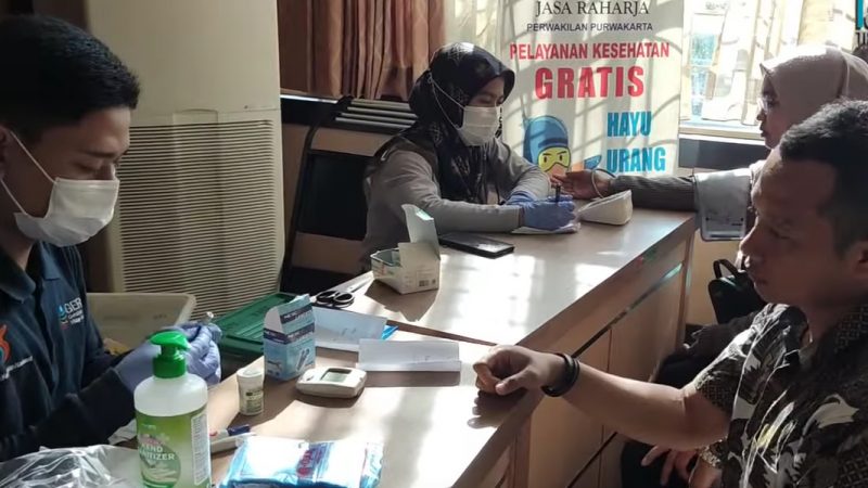 Giat Pengobatan Gratis dan MUKL Jasa Raharja Perwakilan Purwakarta di Samsat Induk Kabupaten Purwakarta