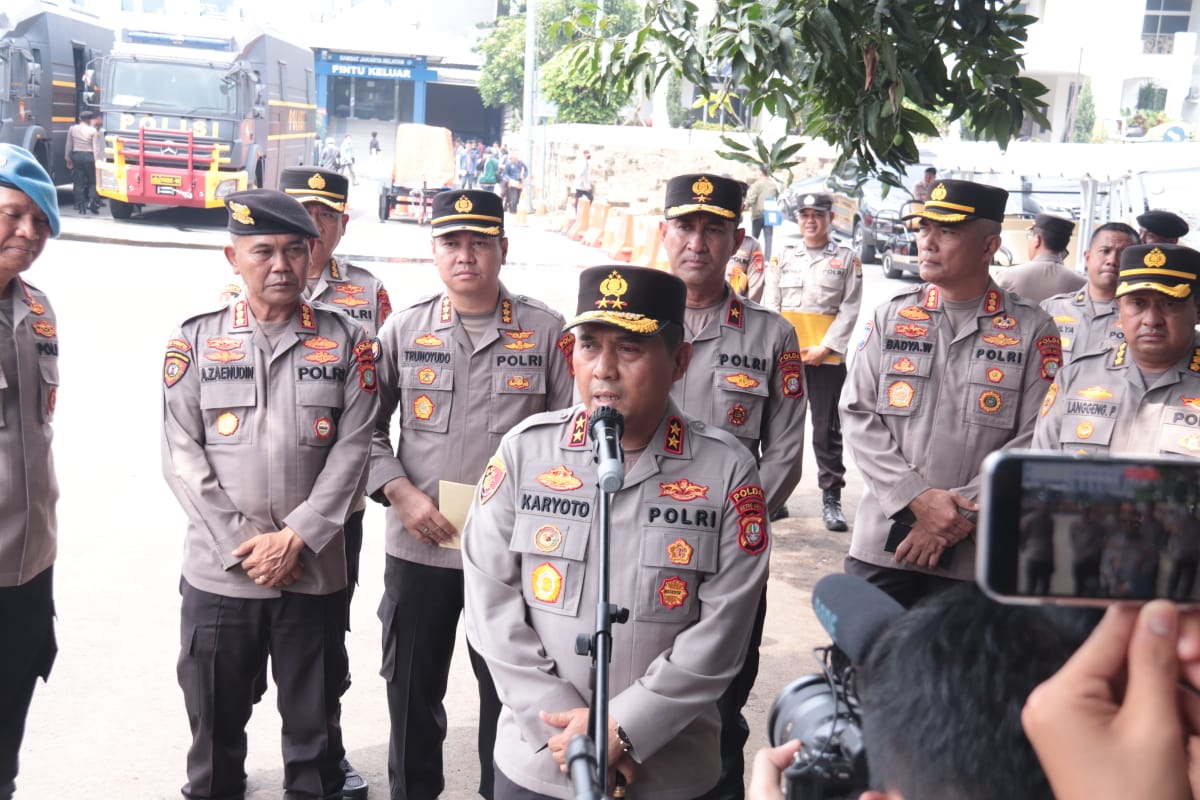 Kapolda Metro Apel Kesiapan Pasukan dan Perlengkapan Anggota Dit Samapta Polda Metro Jaya