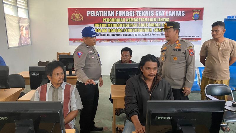 Pastikan Penerapan Budaya Integritas Dan Anti Korupsi, Kapolres Sidak Mendadak Di  SATPAS Simalungun