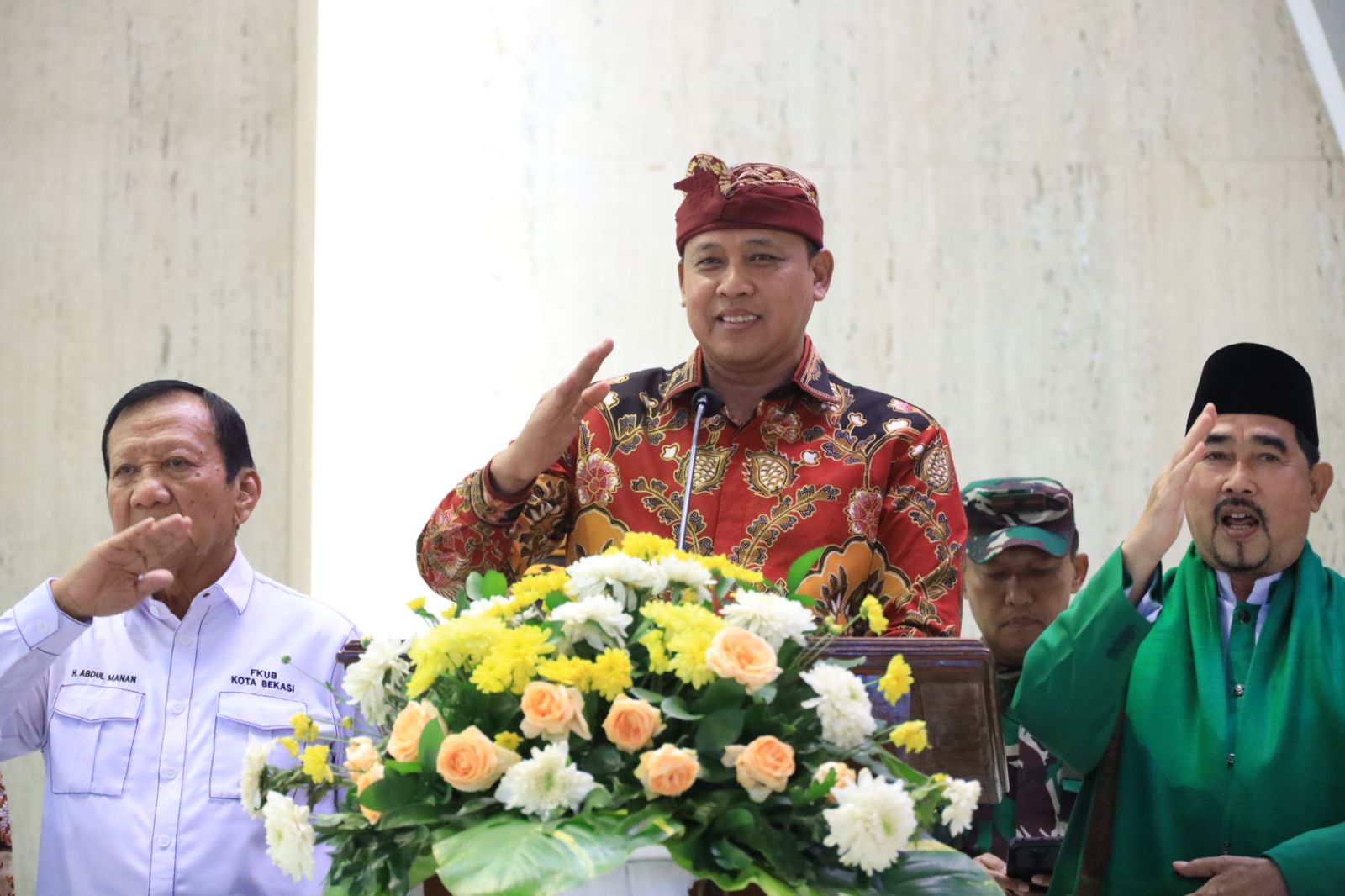 Hadir di Gereja Paroki, Plt. Wali Kota Bekasi Eratkan Keberagaman Agama di Kota Bekasi