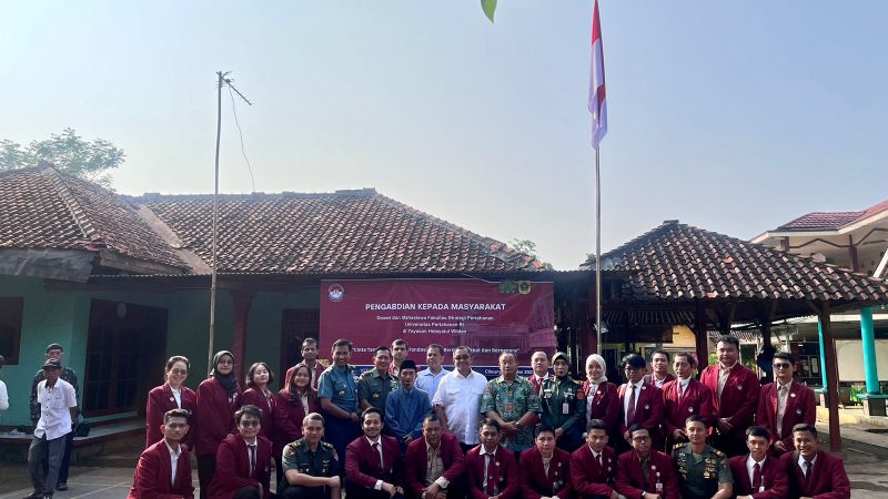 Perwira Mahasiswa Internasional Unhan ajar anak di Cileungsi Bogor