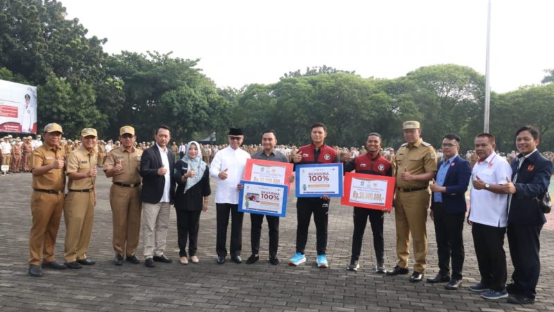 Plt. Wali Kota Bekasi Apresiasi Atlet 32nd Sea Games Asal Kota Bekasi dan Tandatangani Beberapa Kerjasama di Apel Pagi ini.