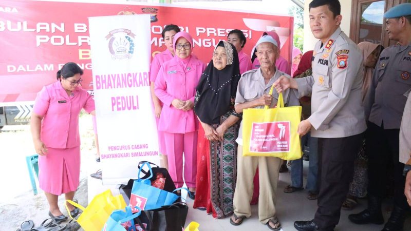 Bulan Bakti Polri Sambut Hari Bhayangkara, Polres Simalungun Salurkan 1.100 Paket Sembako