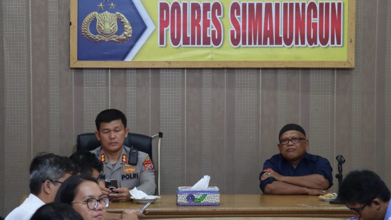 Kapolres Bersama Insan Pers Simalungun Ikuti Zoom Meeting Kemerdekaan Pers Dan Perlindungan Jurnalis