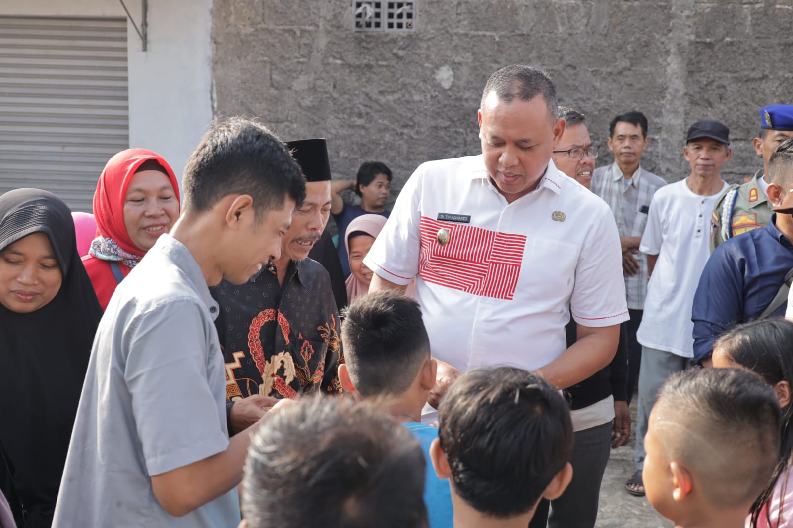 Plt. Wali Kota Bekasi Tinjau Pembangunan Fasilitas Ruang Terbuka di Wilayah Kecamatan Rawalumbu