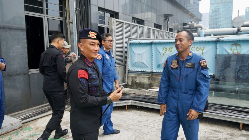 Dansat Brimob Polda Metro Jaya Pantau Latihan Mobilitas Udara