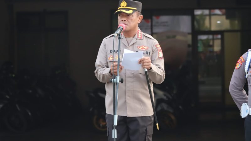 Kapolres Metro Metro Bekasi Kota pimpin Apel Ketua Kasatkamling dan Penyerahan Lomba Penghargaan Satkamling 2023