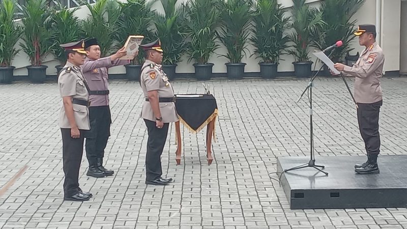 Kapolres Pimpin Apel Serah Terima Jabatan Kabagsumda Polres Metro Bekasi Kota