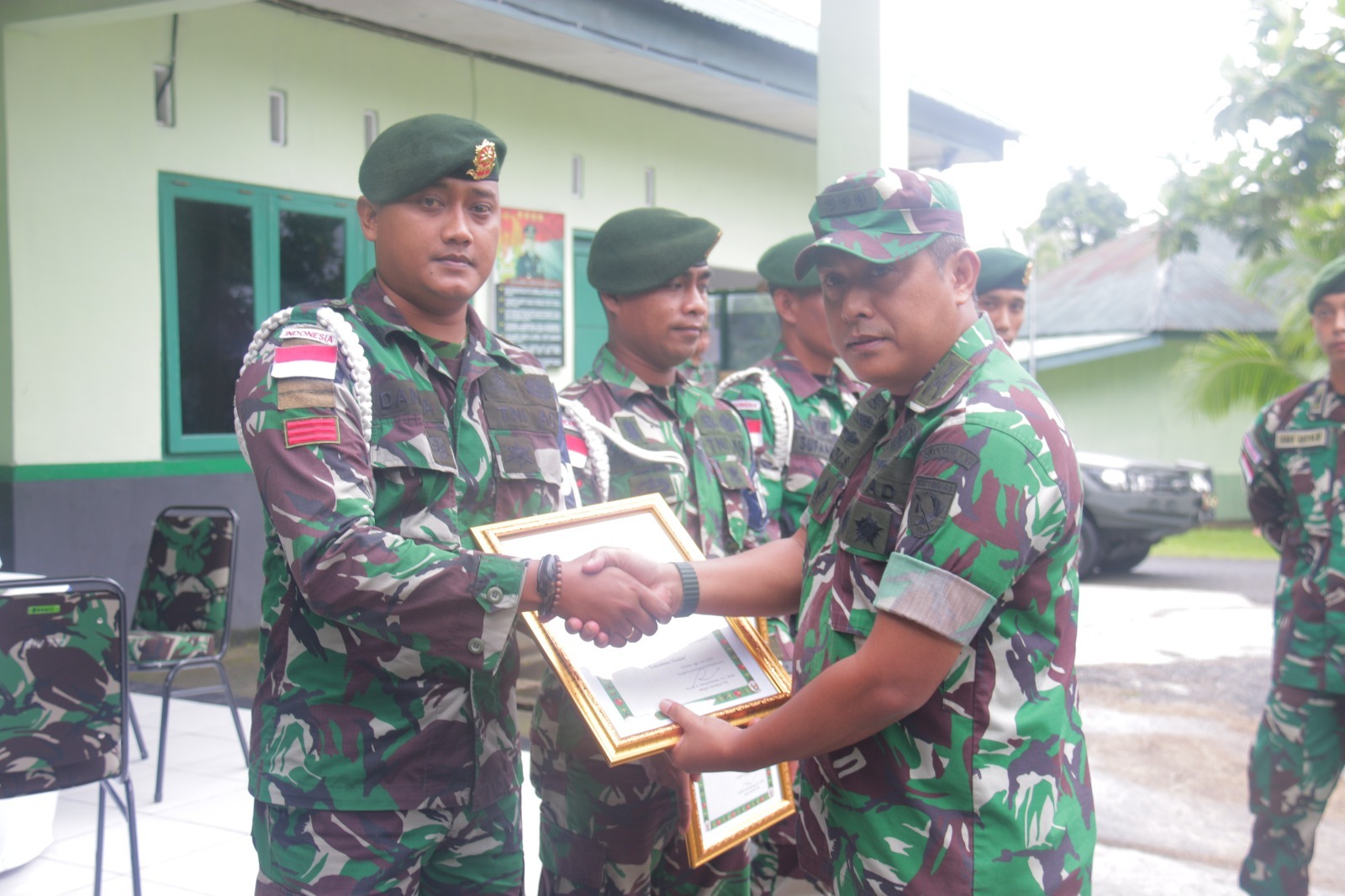 Lagi Dan Lagi, Satgas Yonarmed 1 Kostrad Kembali Peroleh Penghargaan dari Pangdam XVI/Pattimura