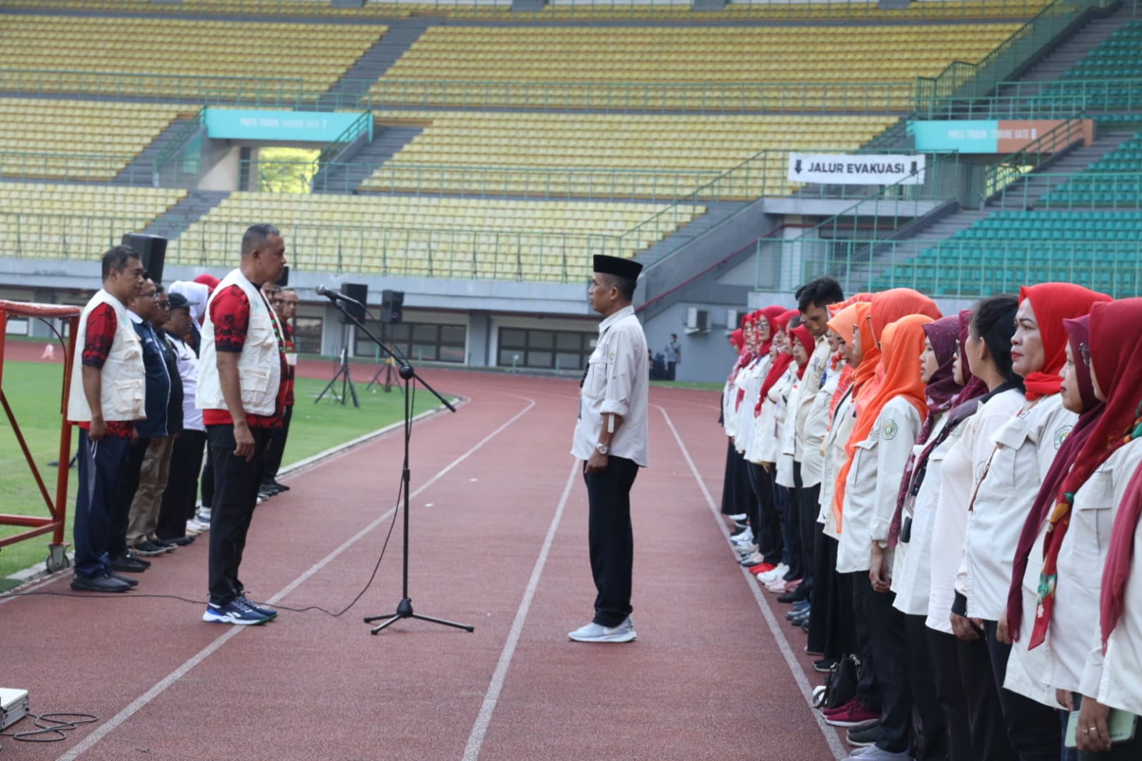 Plt. Wali Kota Hadiri HUT PSM ke 48 Tingkat Kota Bekasi di Stadion Patriot Candrabhaga