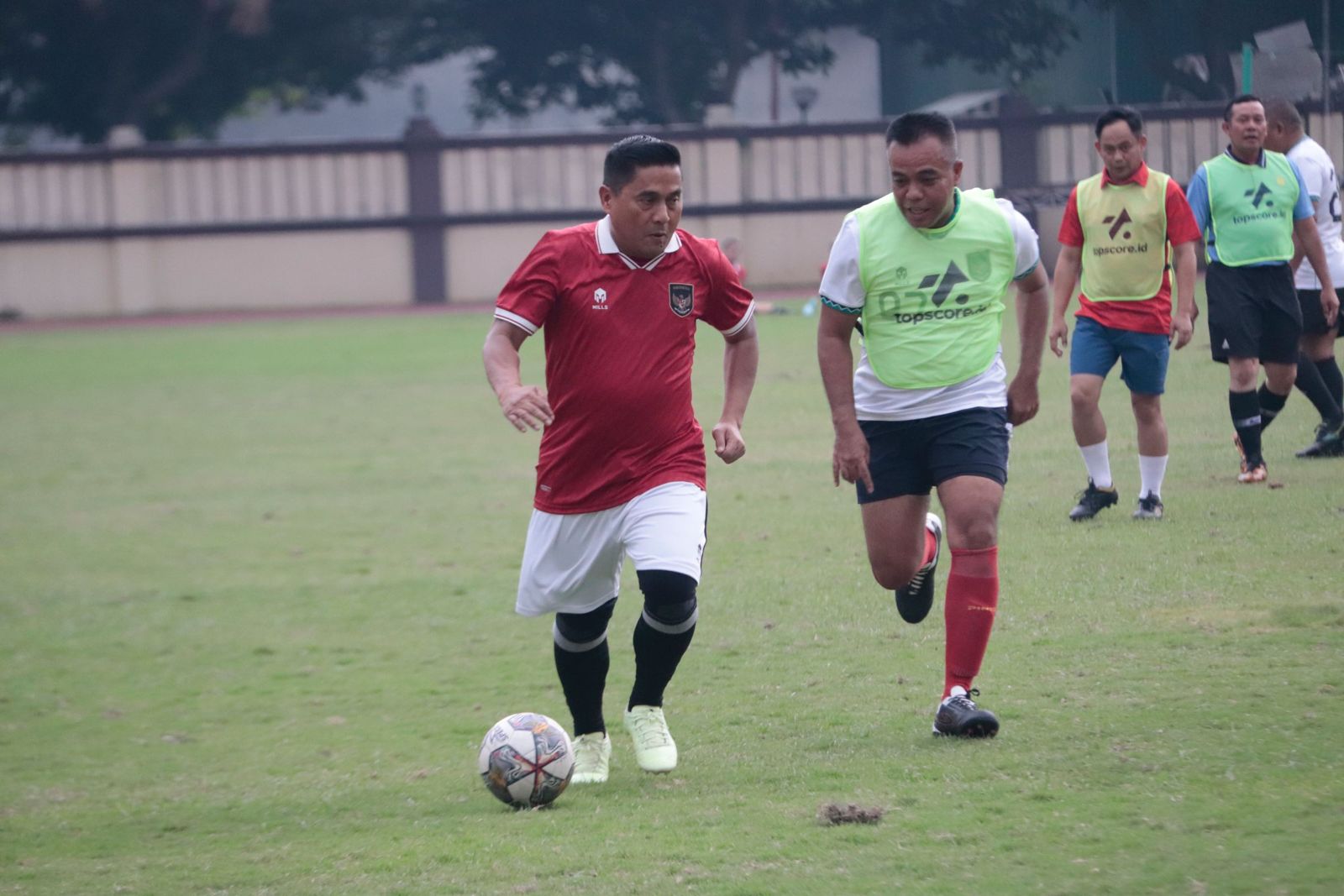 Kompak! Polda Metro Jaya dan Kodam jaya Buktikan di lapangan sepak bola