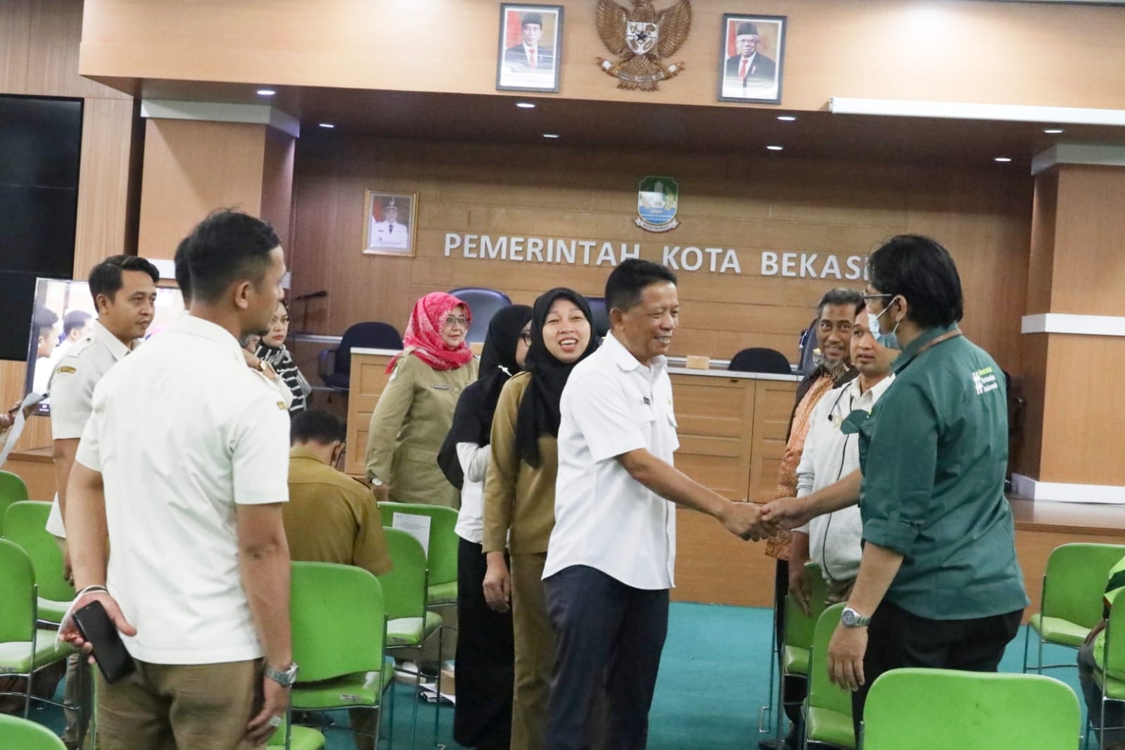 Pj.Sekda Buka Uji Publik II Penyusunan KLHS RPJPD Kota Bekasi Tahun 2025-2045.