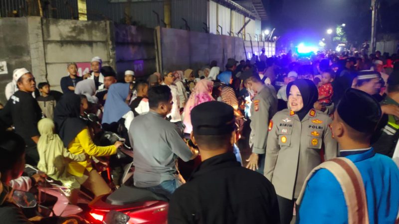 Malam Tahun Baru Islam 1 Muharram 1445 H, Kapolsek Bantargebang Monitoring Pengamanan Pawai Obor