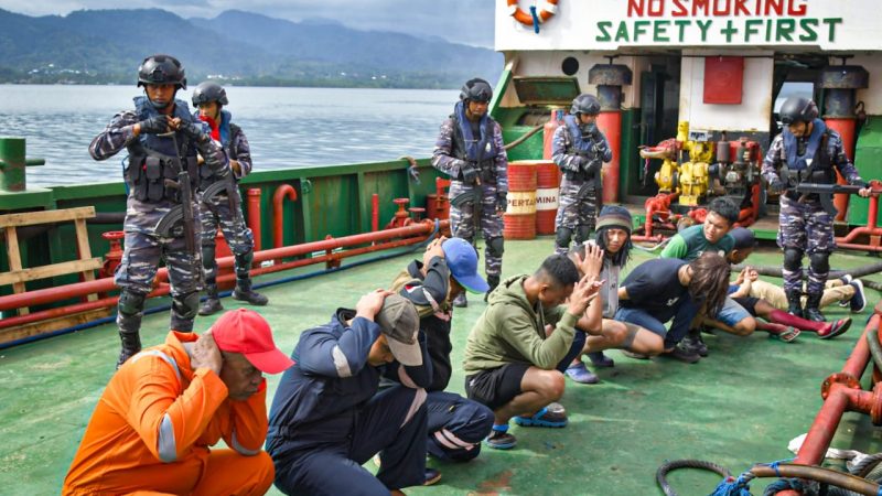 Hadapi Aksi Pelanggaran Kedaulatan dan Hukum di Laut Maluku, Lantamal IX Gelar Latihan VBSS