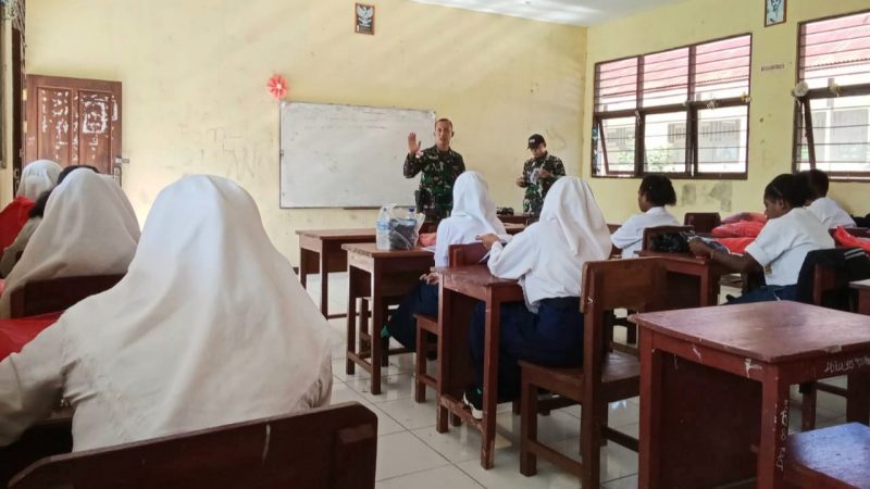 Satgas Yonif 143/TWEJ : Bentuk Karakter Masa Orientasi Siswa (MOS) Di Papua