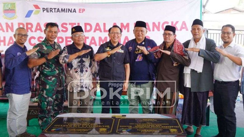 Manfaatkan CSR, Pj Bupati Bekasi Resmikan Pelebaran Jalan Sukatani-Balong