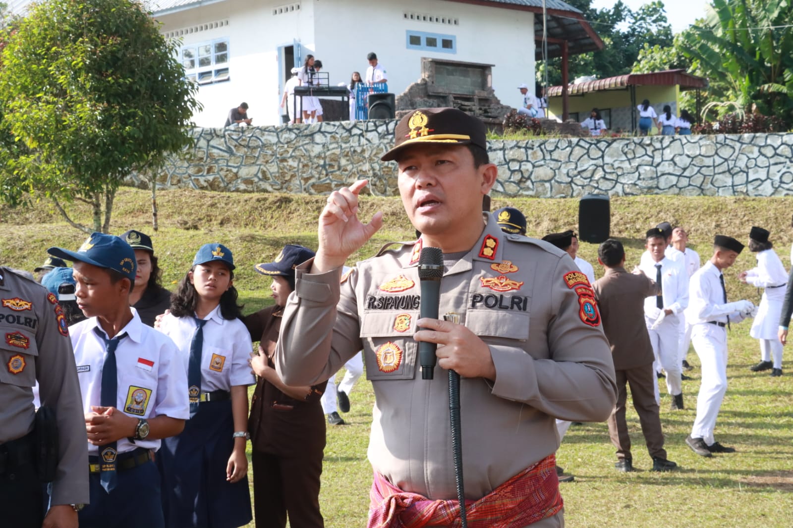 Wasbang Program Quick Wins Presisi Polres Simalungun Digelar di SMA Swasta GKPS 1 Pamatang Raya