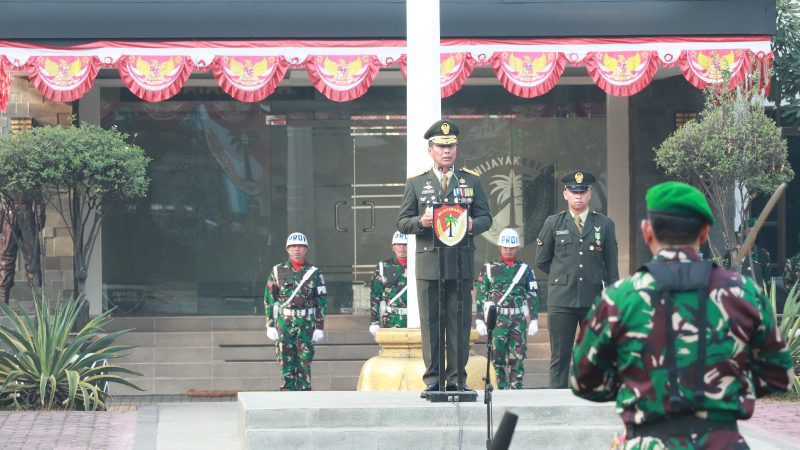 Peringatan HUT Proklamasi Kemerdekaan RI ke 78, Danrem Pimpin Upacara di Makorem 051 Wkt