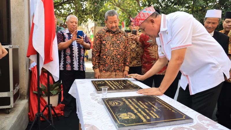 Kembali Resmikan Taman, Wali Kota Bekasi Sambangi Wilayah Kecamatan Jatiasih