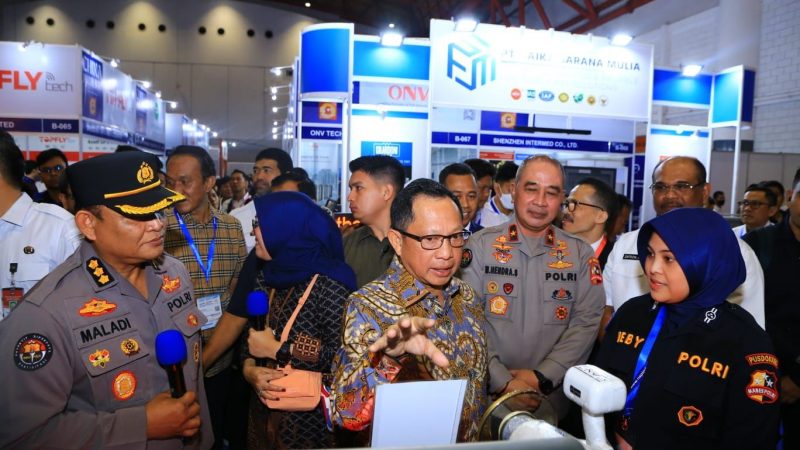 Pameran Indo Security 2023, Polri Raih Juara 1 Kategori Desain Booth Terbaik