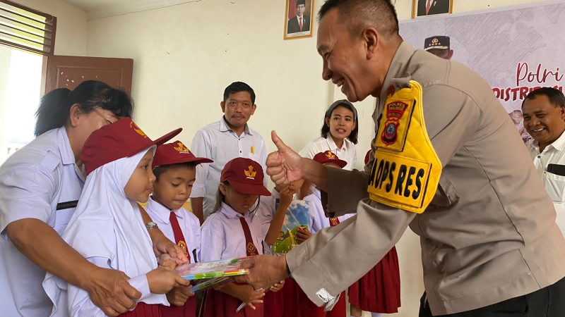 Polres Simalungun Menggelar Program Polri Peduli Budaya Literasi, Distribusi Buku ke Pelosok Nusantara