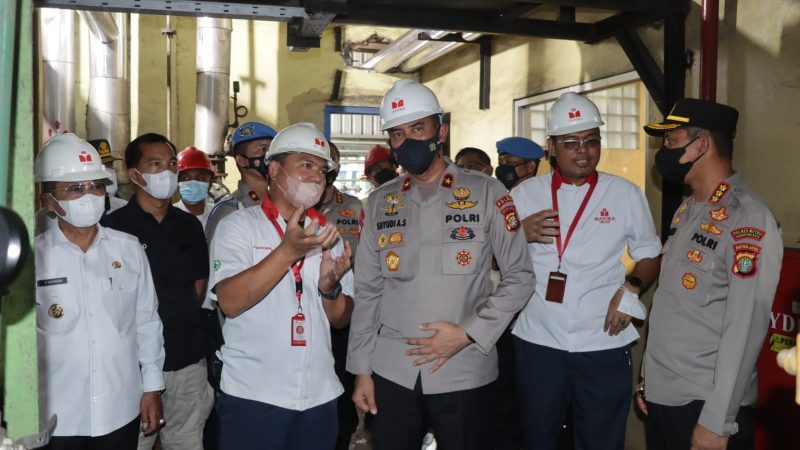 Tangani dan Cegah Polusi Udara, Satgas Pengendalian Pencemaran Udara Polda Metro Jaya Sidak 2 Pabrik di Kota Tangerang