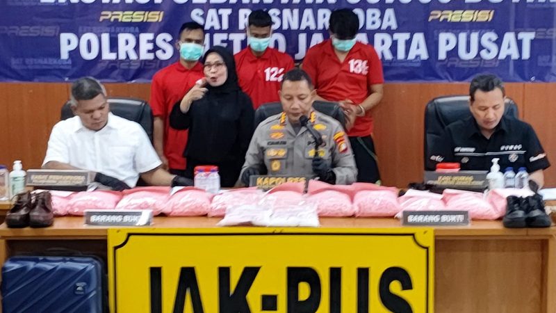 Satresnarkoba Polres Jakpus Gagalkan Peredaran 1,5Kg Sabu Dalam Sepatu & 55 Ribu Pil Ekstasi