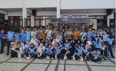 Jasa Raharja Bandung Ajak Para Guru SMAN 6 Kota Bandung Kampanyekan Pesan Keselamatan Berlalu Lintas