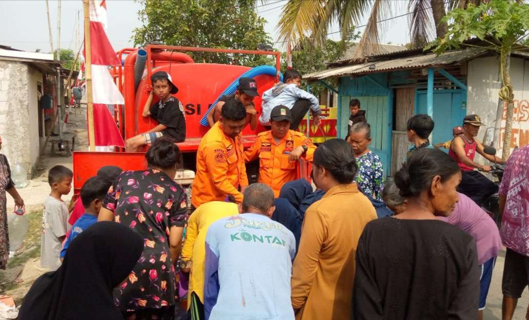 2.478.800 Liter Air Telah Disalurkan Untuk Warga Terdampak Kekeringan di Kabupaten Bekasi