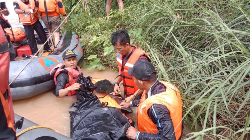 Tiga Hari Menghilang, Dio Ditemukan Sudah Jadi Mayat di Aliran Sungai Bilah Rantauprapat