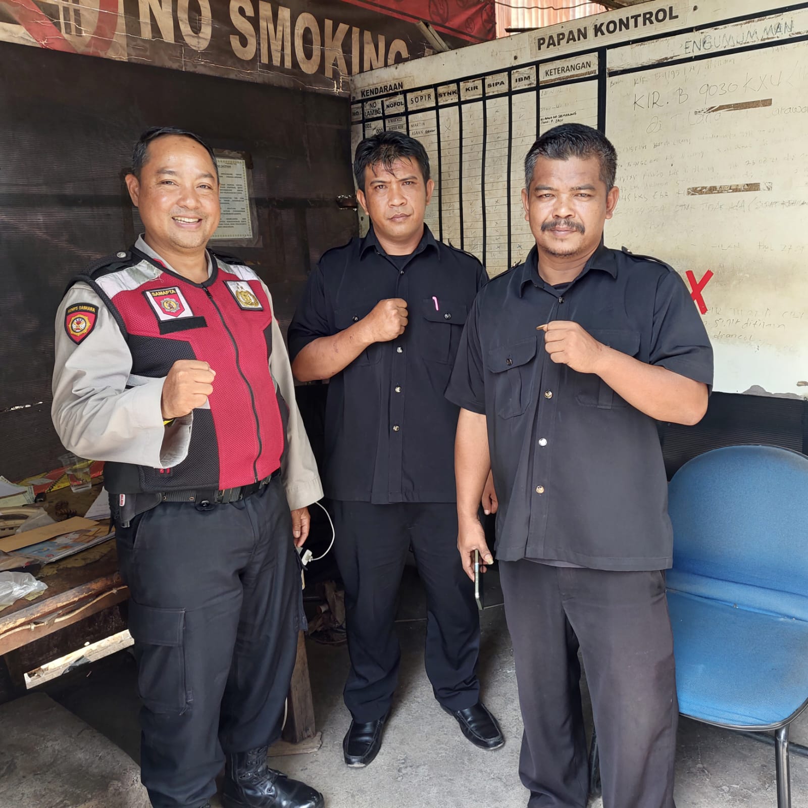 Polsek Jatiasih Tingkatkan Keamanan dan Kenyamanan Melalui Sejumlah Giat Pengamanan Objek Vital dan Patroli Sambang dan Dialogis