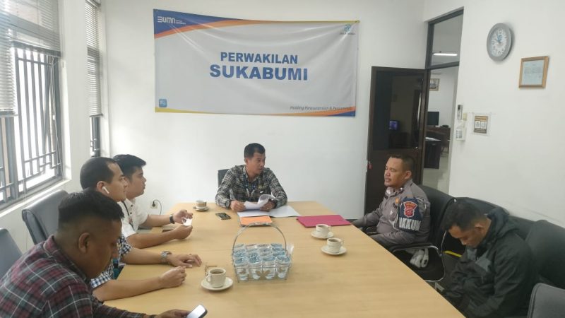 KUNJUNGAN UNIT LAKA POLRES KABUPATEN SUKABUMI KE KANTOR PT. JASA RAHARJA PERWAKILAN SUKABUMI