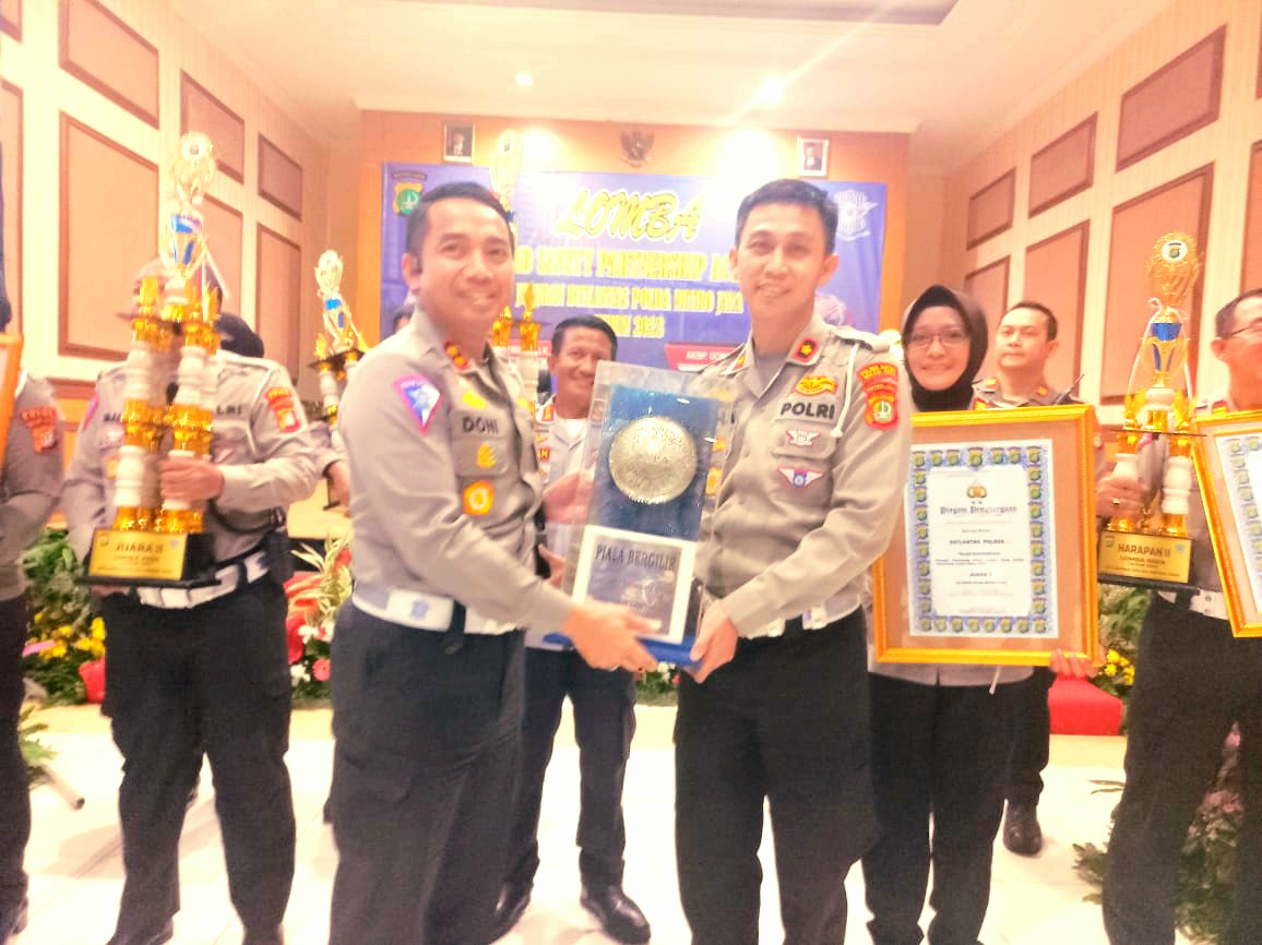 Satlantas Polres Metro Bekasi Kota Kembali Raih Juara 1 Lomba Road Safety Partnership Action (RSPA) Tahun 2023 Tingkat Jajaran Satlantas Polda Metro