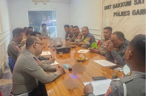 JASA RAHARJA TASIKMALAYA LAKUKAN SOSIALISASI BERSAMA JAJARAN SATLANTAS POLRES GARUT