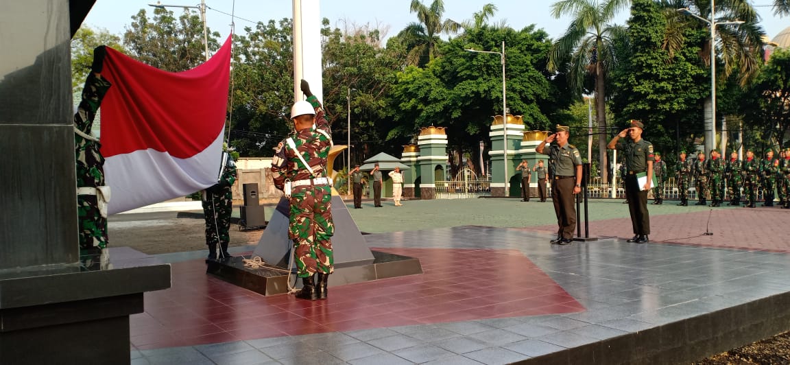 Jaga kepercayaan masyarakat yang telah diberikan kepada TNI