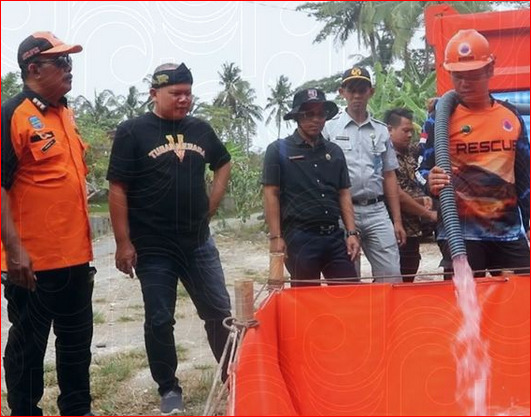 KEGIATAN BANTUAN AIR BERSIH TIM PEMBINA SAMSAT KABUPATEN PANGANDARAN