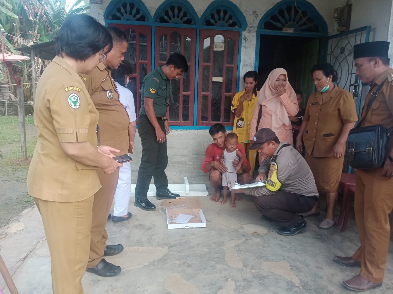 Polsek Bosar Maligas Salurkan Bantuan Gizi untuk Anak Stunting di Kabupaten Simalungun