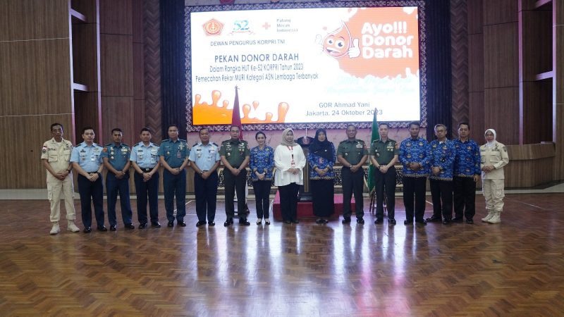 Semarakkan HUT ke 52, Korpri TNI Gelar Donor Darah